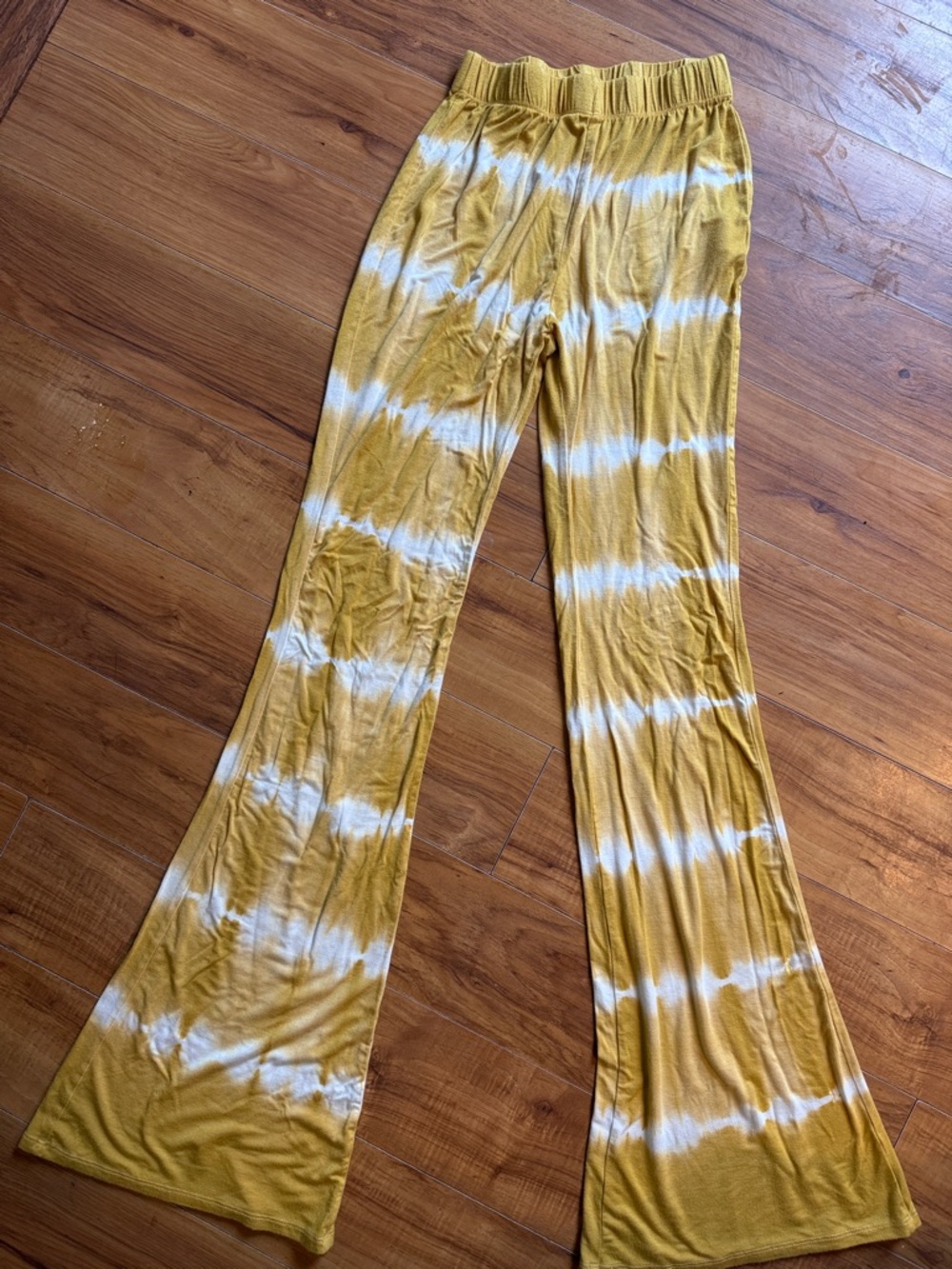 Billabong pants!